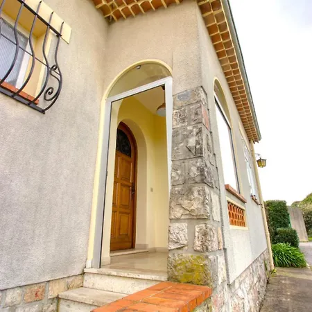 Villa - 4 People - Parking *