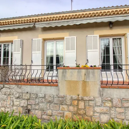 - 4 People - Parking Villa Antibes